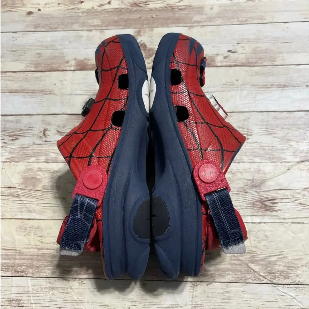 Crocs Classic Clogs Marvel Spiderman Junior Size 1 Jibbitz Red Blue